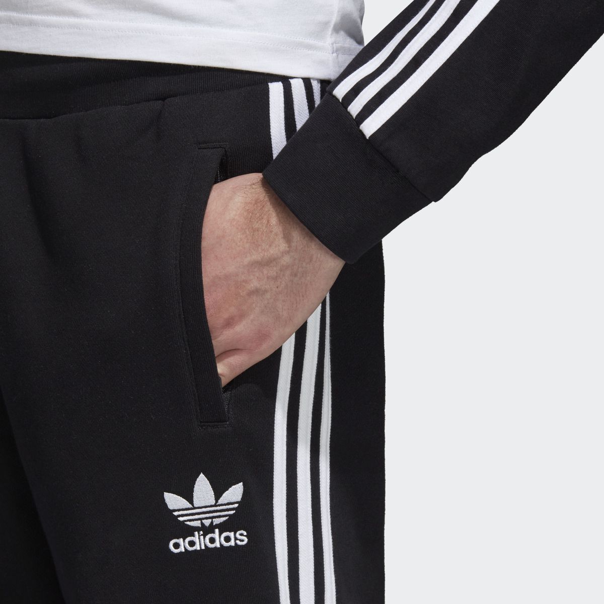   Adidas 3-Stripes Pants, : . DH5801.  L (52/54)